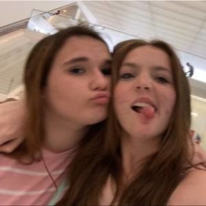 Meet your Posher, Addi